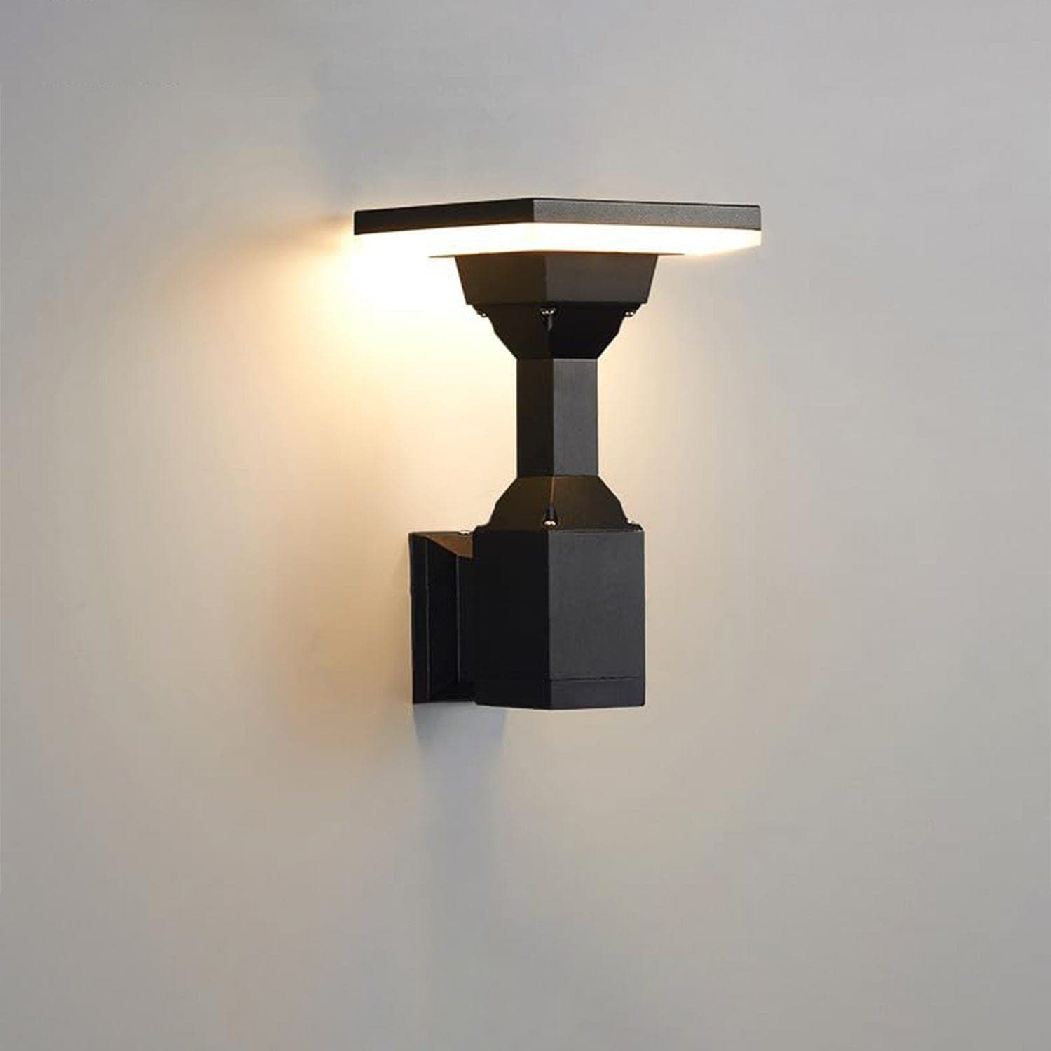 Coastal Radiance, Weatherproof facade light built for the Kerala coast.